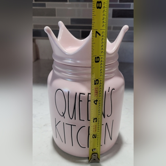 Rae Dunn QUEEN'S KITCHEN Matte Pink Canister With Crown Topper Lid - Picture 6 of 7